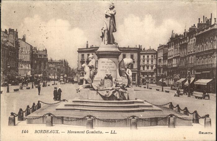Bordeaux Monument Gambetta Statue