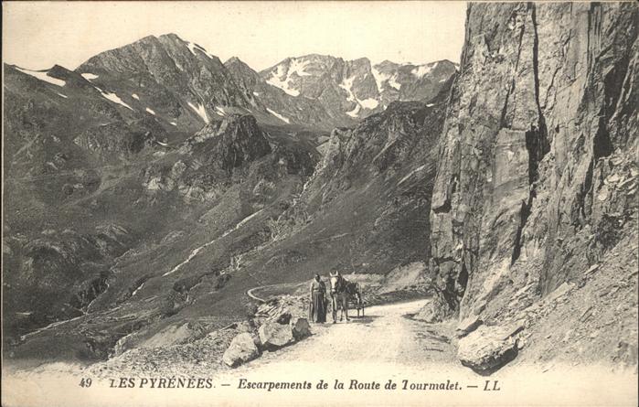 Bareges Escarpements de la Route de Tourmalet L