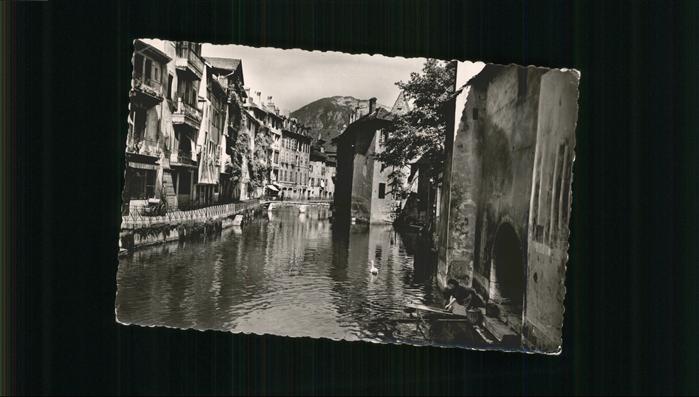 Annecy Haute-Savoie Vieux quartier et Canal du Thiou