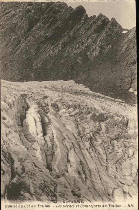 Gavarnie Hautes Pyrenees mit Montee du Col du Taillon