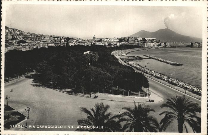 Vulkane Geysire Vulcans Geysers Napoli Via Caracciolo e Villa Comunale