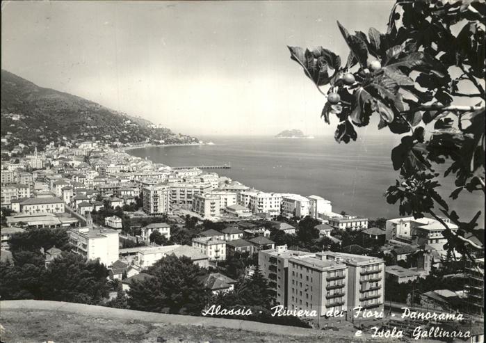 ALASSIO Savona Liguria IT Panorama e Isola Gallinara