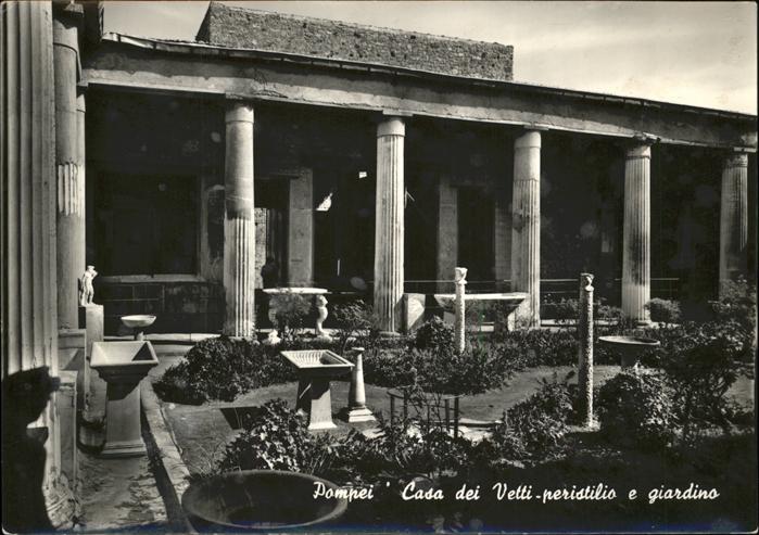 Pompei Casa dei Vetti peristilio e giardino
