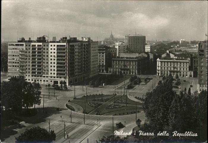 Milano Piazza della Repubblica