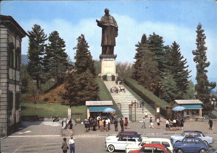 Arona Lago Maggiore Statua di San Carlo