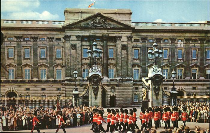 London Guards Brigade Buckingham Palace