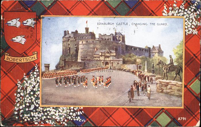 Edingburgh Grossbritannien Castle Changing the Guard Wappen Robertson Woelfe