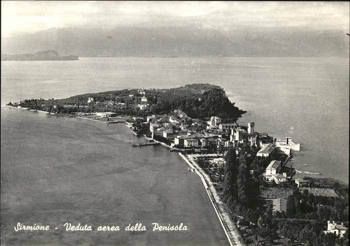 Sirmione Lago di Garda Veduta aerea della Penisola