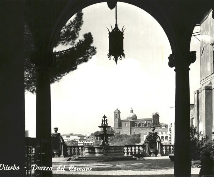 Viterbo Piazza del Comune