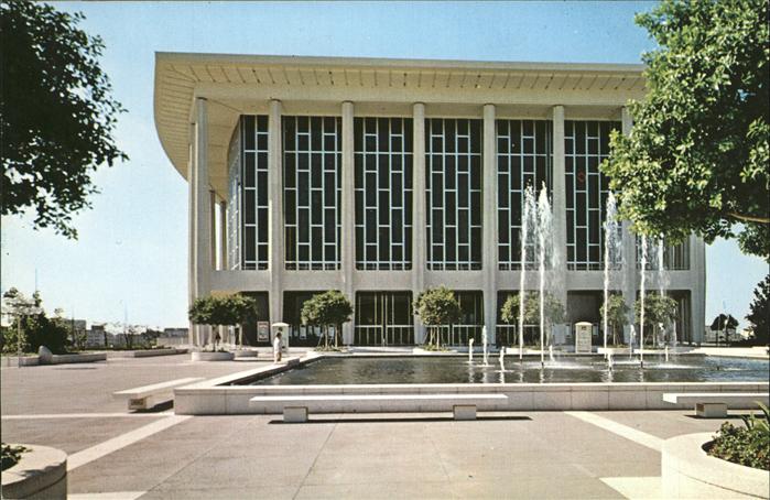Los Angeles California Music Center Fountain