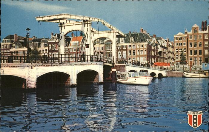 Amsterdam Niederlande Magere Bruecke ueber die Amtstel