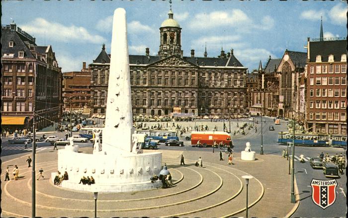 Amsterdam Niederlande Dam mit koenigl.Schloss u.National Denkmal