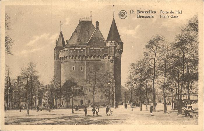 Bruessel Bruxelles Porte de Hal