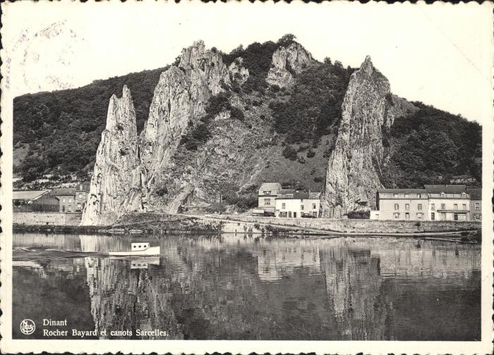 Dinant Wallonie Rocher Bayard et canots Sarcelles