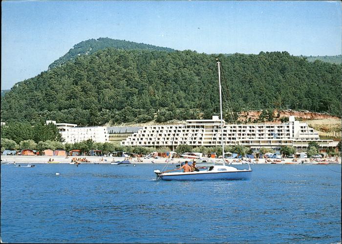 Rabac Kroatien Hotel Mimosa Blick vom Meer Segelboot