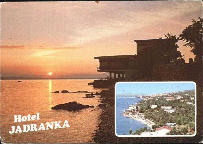 Selce Crikvenica Hotel Jadranka Sonnenuntergang am Strand