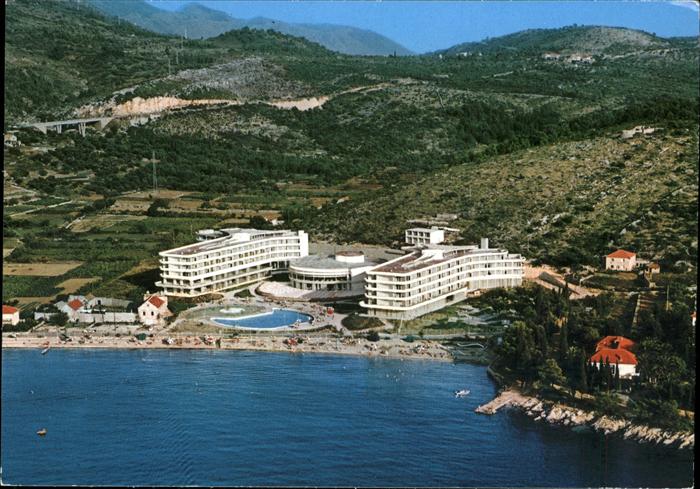 Cavtat Dalmatien Hotel Albatros Strand Fliegeraufnahme