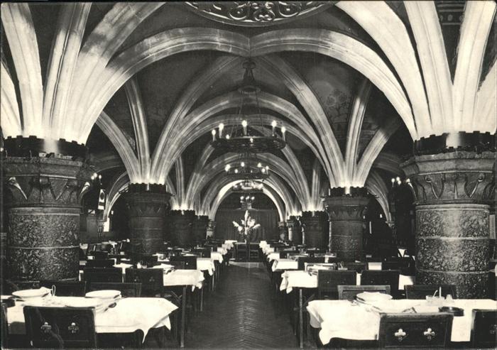 Gent Gand Flandre Restaurant Tea Room Cafe raadskelder Historisches Gebaeude