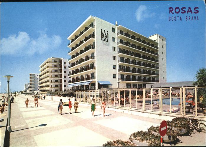 Rosas Costa Brava Cataluna Hotel Paseo Maritimo Promenade am Meer
