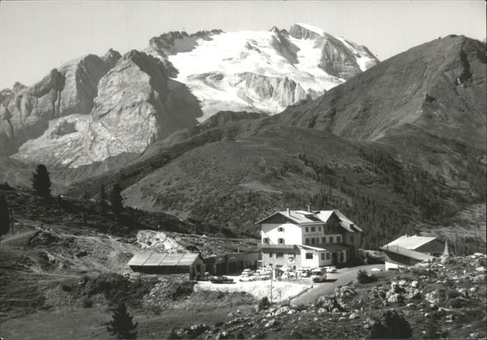 Dolomiti Alebrgo Passo Falzarego