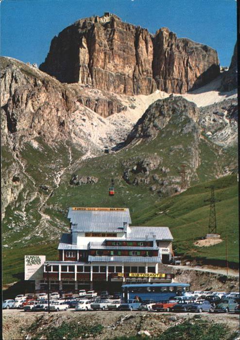 Dolomiten Stazione di partenza Funivia Passo