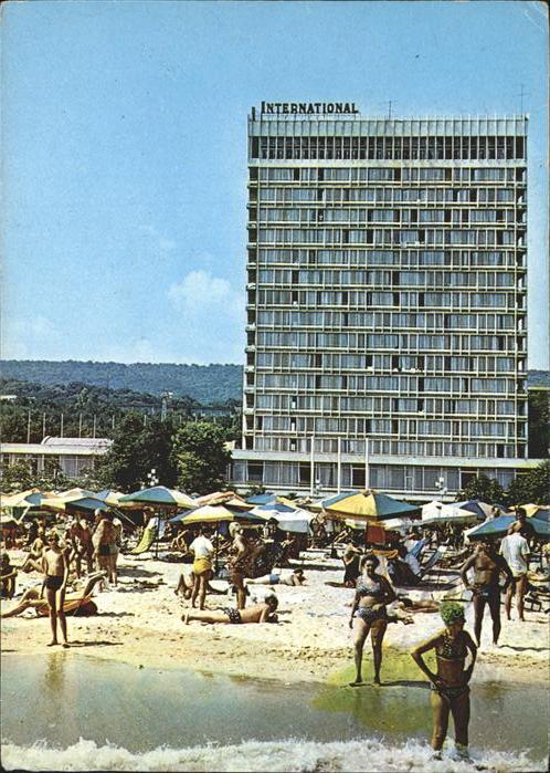 Slatni Pjasazi Strand Hotel