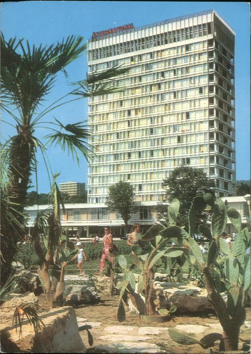 Slatni Pjasazi Hotel International