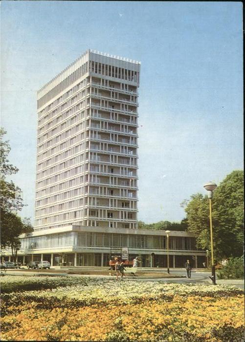 Slatni Pjasazi Hotel International