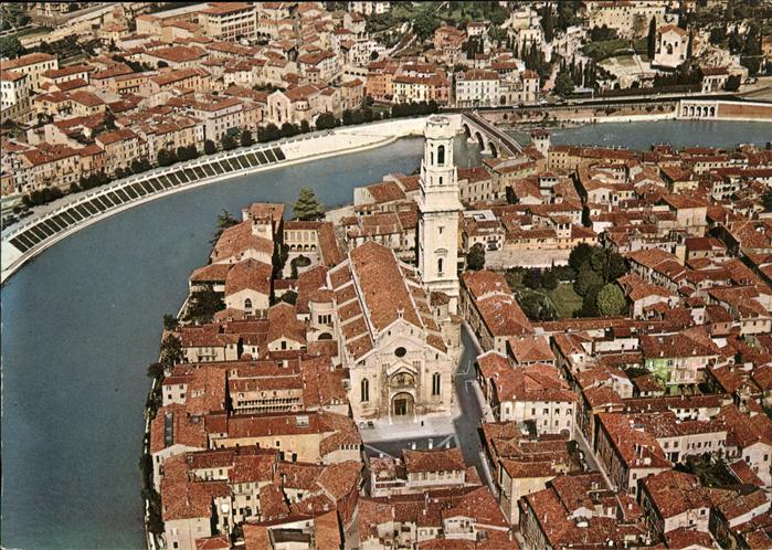 Verona Veneto Veduta aerea con vista del Duomo