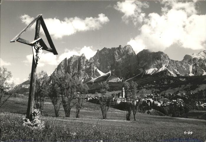 Cortina d Ampezzo e Pomagagno Panorama