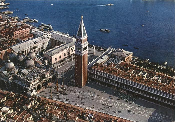 Venezia Venedig Piazza San Marco dall aereo