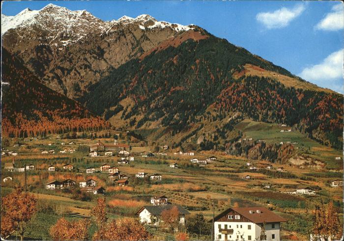 Dorf Tirol bei Meran Panorama