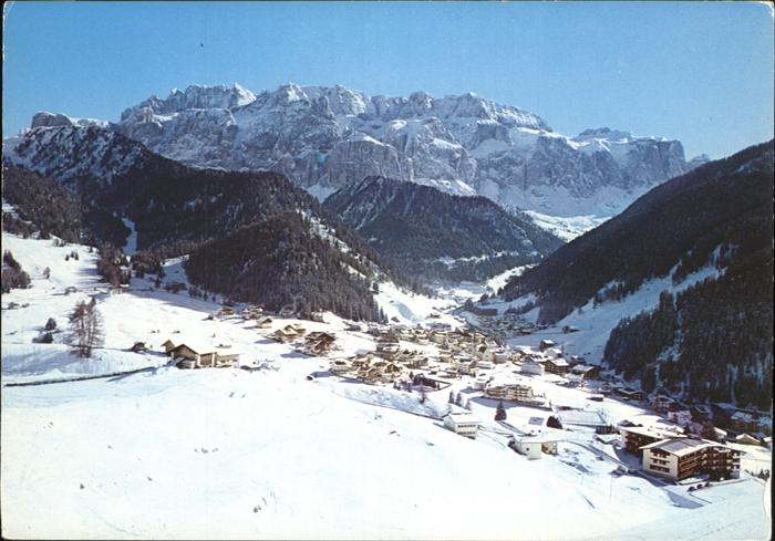 Wolkenstein Groeden gegen Sella Gruppe Panorama