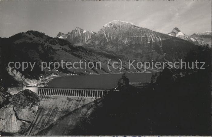 Staudamm Pumpspeicherkraftwerk Innerthal Wäggital