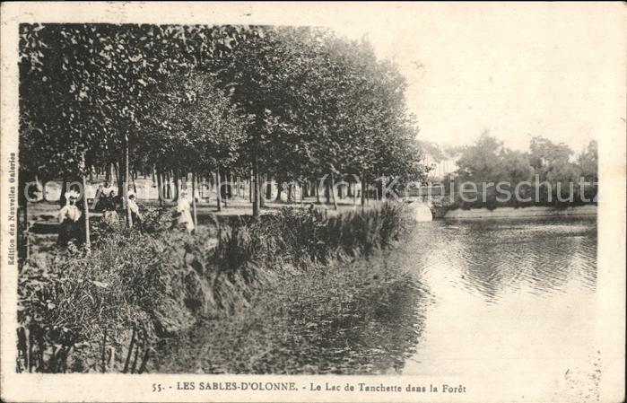 Les Sables-d Olonne Lac de Tanchette dans la Foret