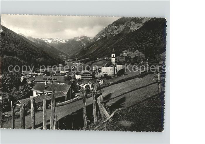 Colle Isarco Ortsansicht mit Kirche Wipptal