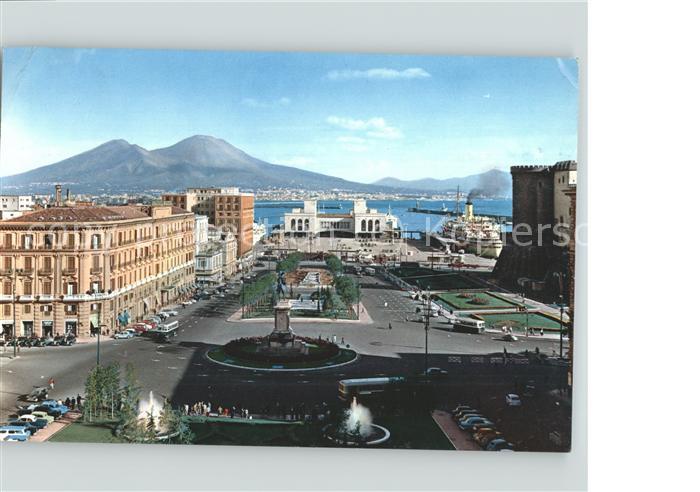 Napoli Neapel Piazza Municipio e Stazione Marittima Vesuv Vulkan Monument Dampfe