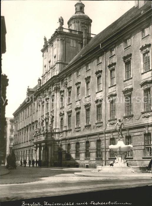 Breslau Niederschlesien Universitaet mit Fechterbrunnen