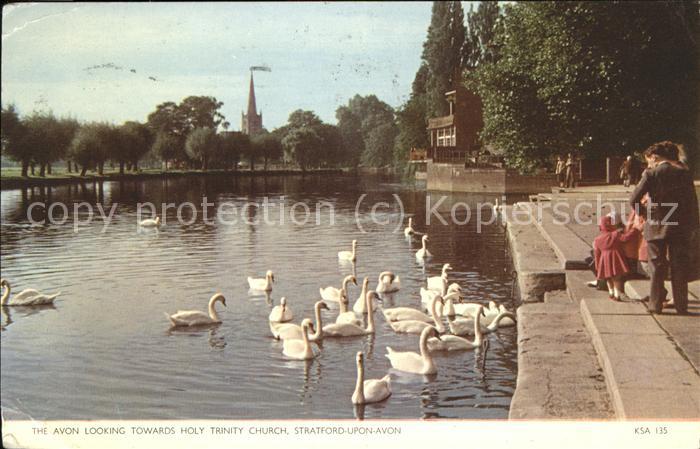 Stratford-Upon-Avon The Avon looking towards Holy Trinity Church