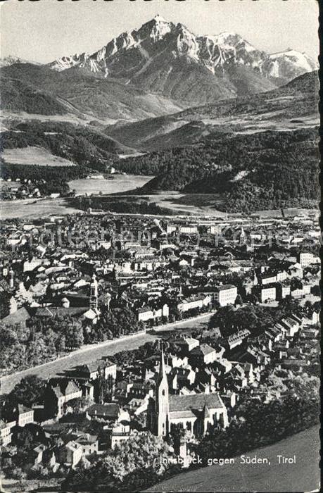 Innsbruck Stadtblick mit Alpen