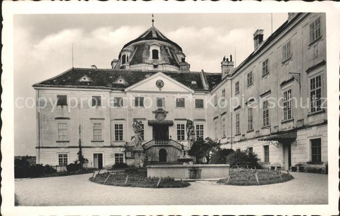 Frain Thaya Tschechien Schloss Frain Innerer Schlosshof