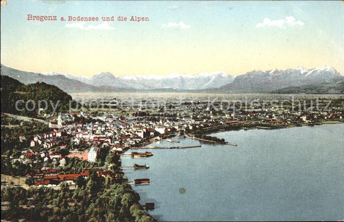 Bregenz Vorarlberg Panorama mit Schweizer Bergen Bodensee Hafen