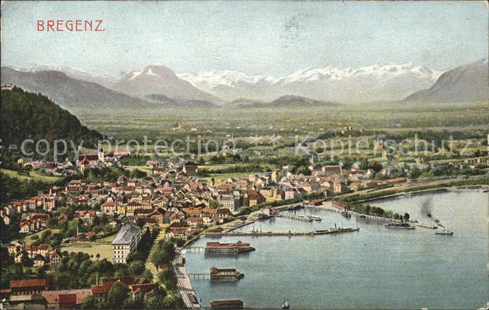 Bregenz Vorarlberg Panorama mit Schweizer Bergen Bodensee Hafen