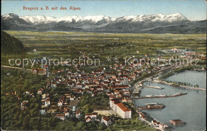 Bregenz Vorarlberg Panorama mit Schweizer Alpen Bodensee Hafen