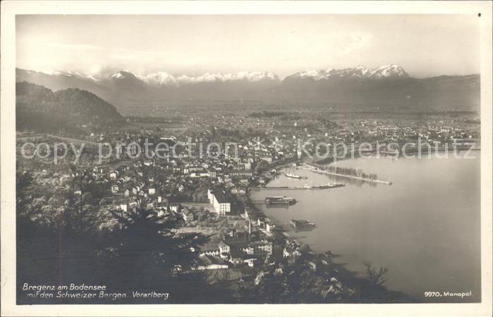 Bregenz Vorarlberg Panorama mit Schweizer Bergen Bodensee Hafen