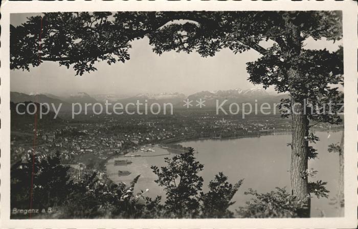 Bregenz Vorarlberg Panorama mit Schweizer Bergen Bodensee Hafen