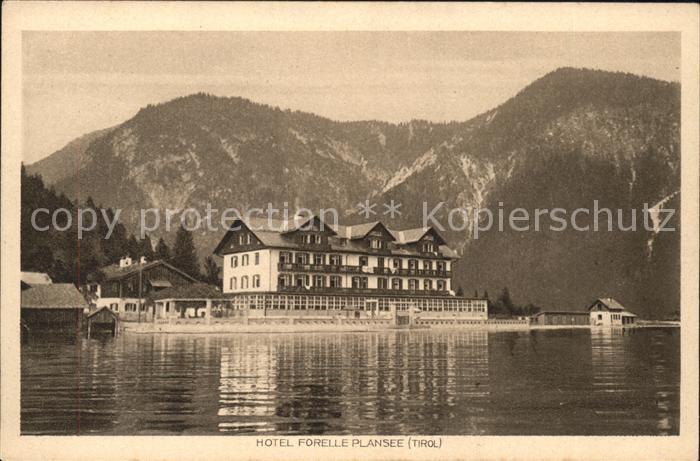 Reutte Tirol Plansee mit Hotel Forelle