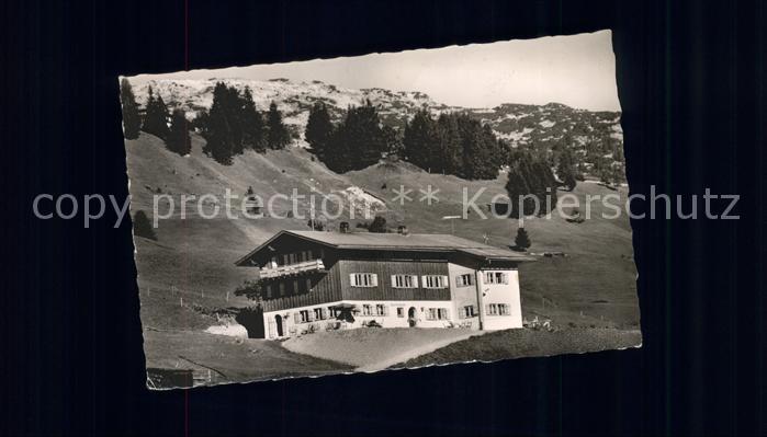 Hirschegg Kleinwalsertal Vorarlberg Erholungsheim Berghalde mit Gottesackerplate