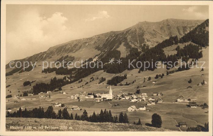 Riezlern Kleinwalsertal Vorarlberg Panorama mit Fellhorn Allgaeuer Alpen