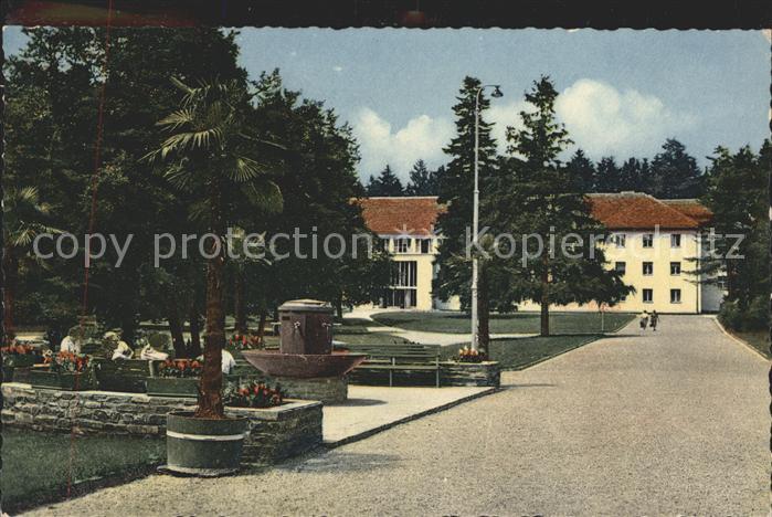 Bad Tatzmannsdorf Burgenland Trinkbrunnen mit Kurhotel Kurort